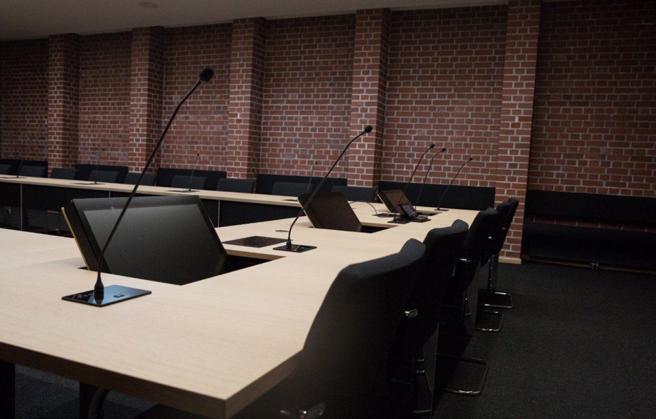 Medientechnik Sitzungsraum  – Markt Schwaben Sitzungssaal – Referenz Nutz GmbH